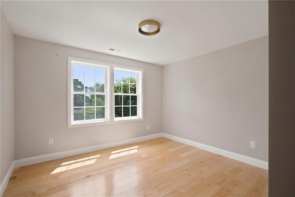 11 Juniper Street photo 30