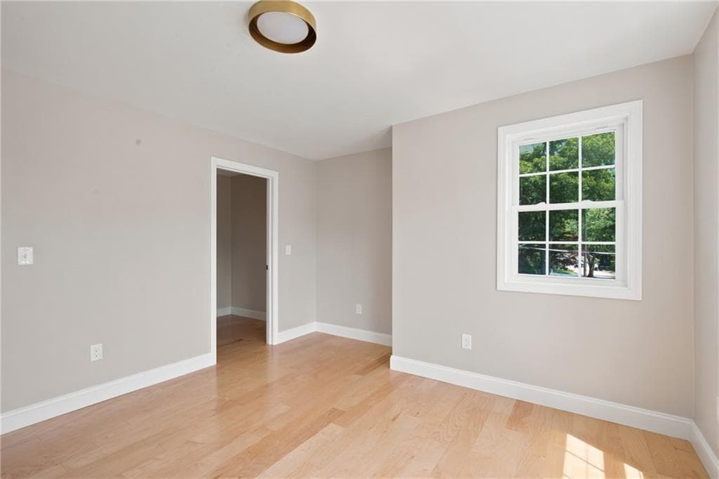 11 Juniper Street photo 29