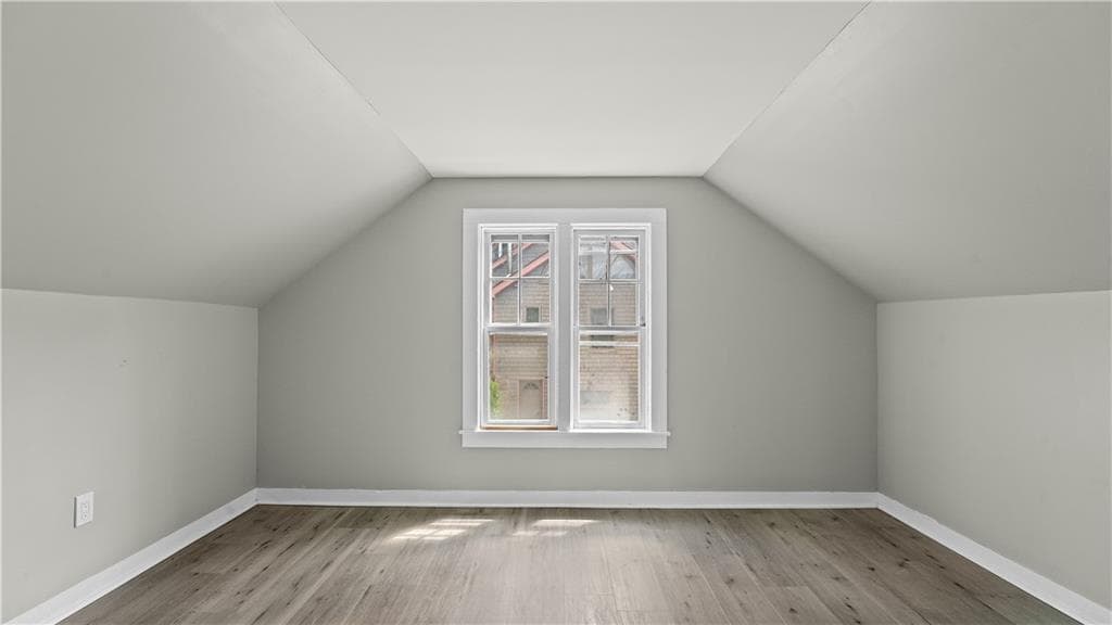 104 River Street photo 15