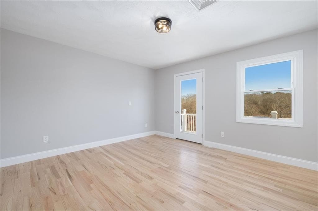 36 Kinnicutt Avenue photo 4