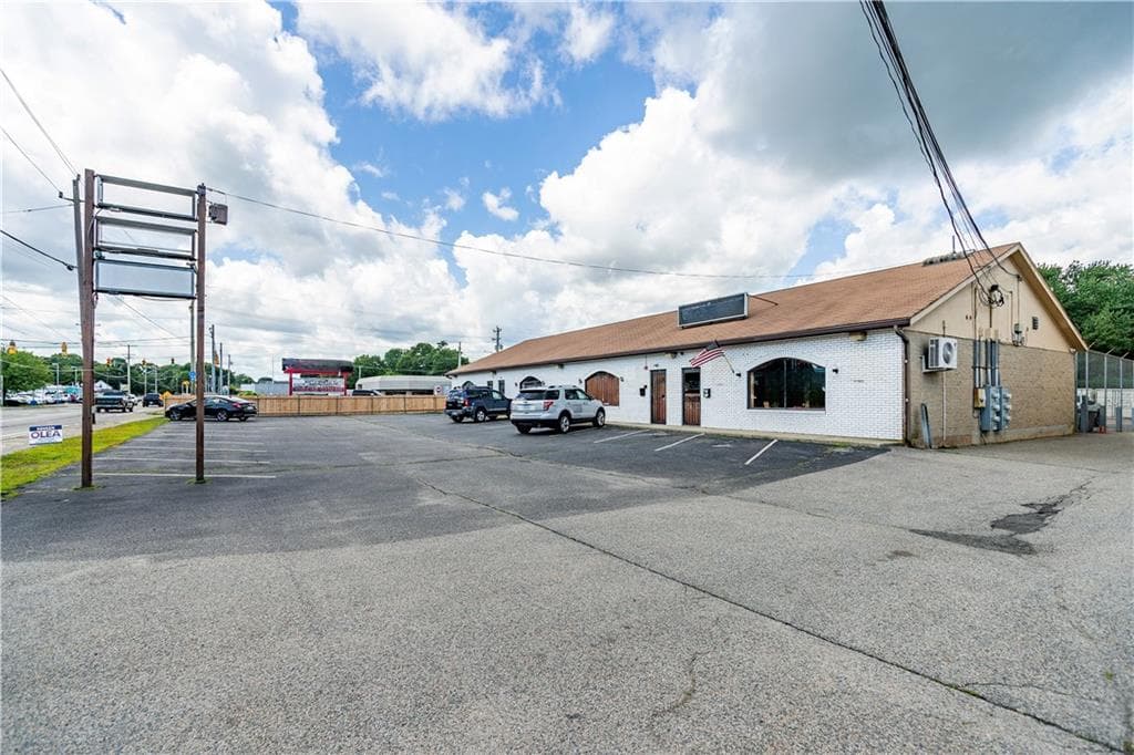 2077 West Shore Road photo 22