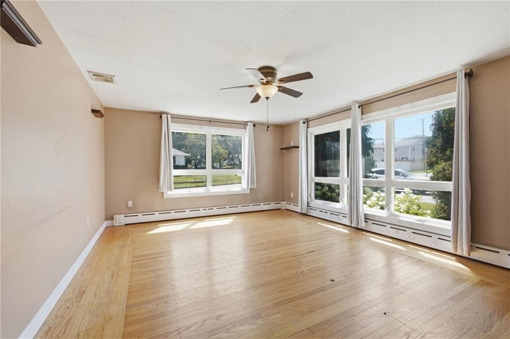 95 Uxbridge Street photo 13