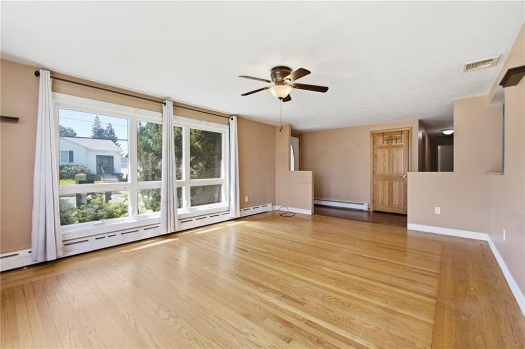 95 Uxbridge Street photo 11