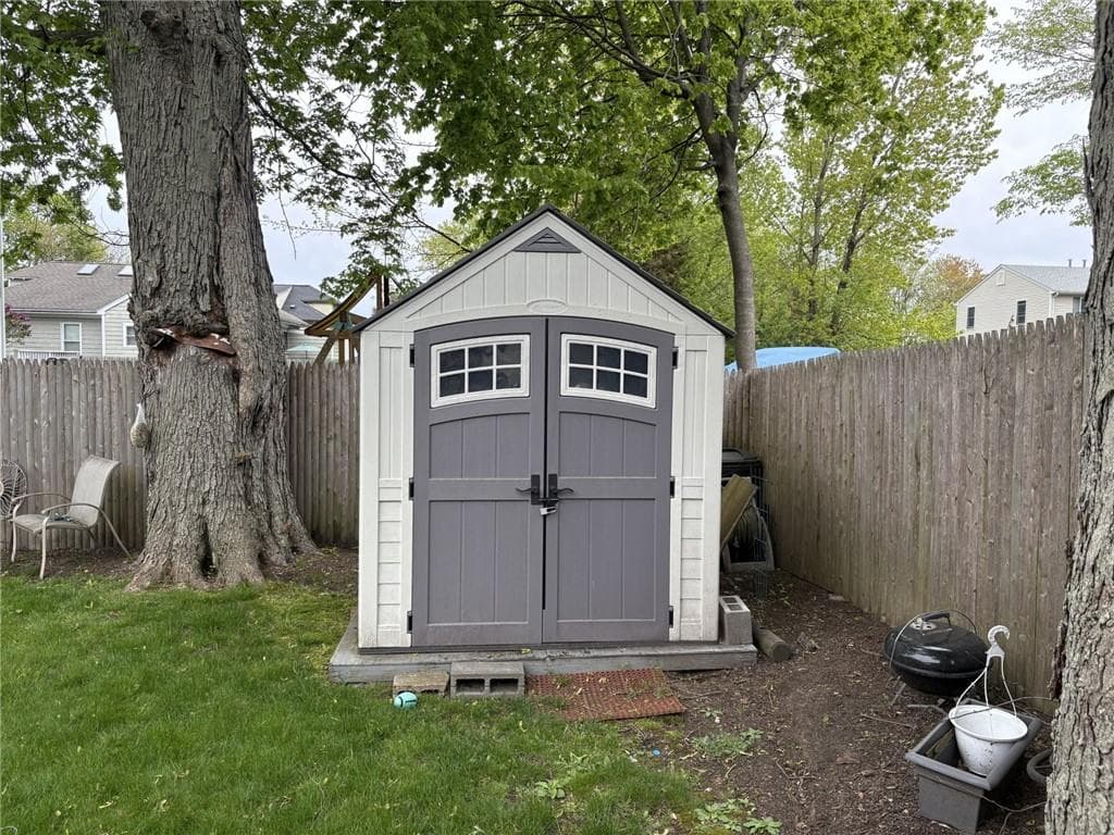 353 MASSASOIT Avenue photo 7