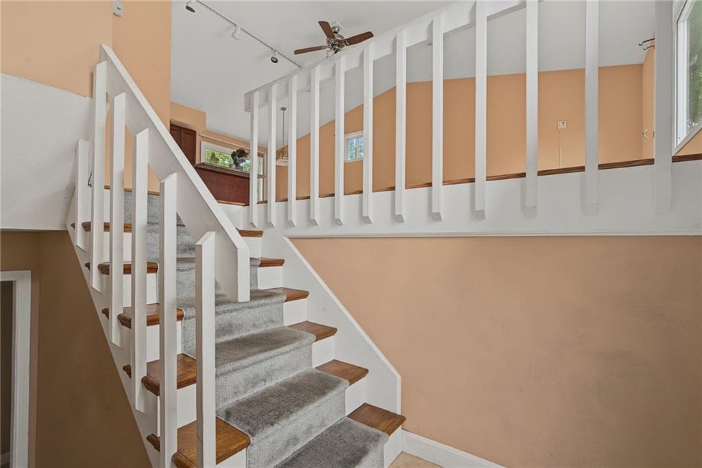 15 Atlantic Avenue photo 23