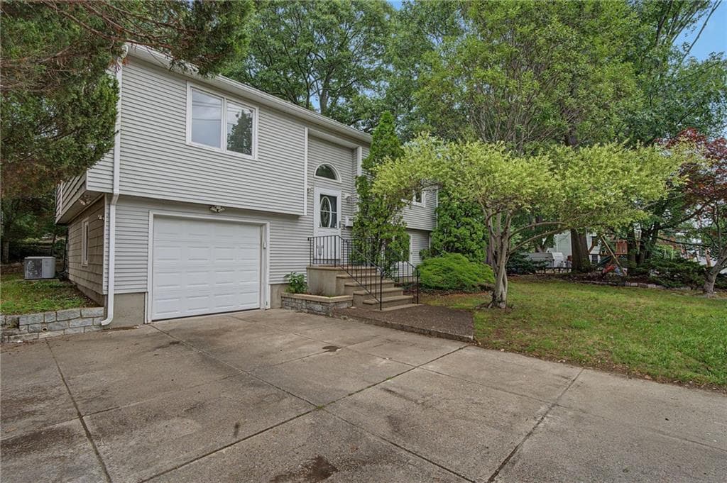 15 Atlantic Avenue photo 32