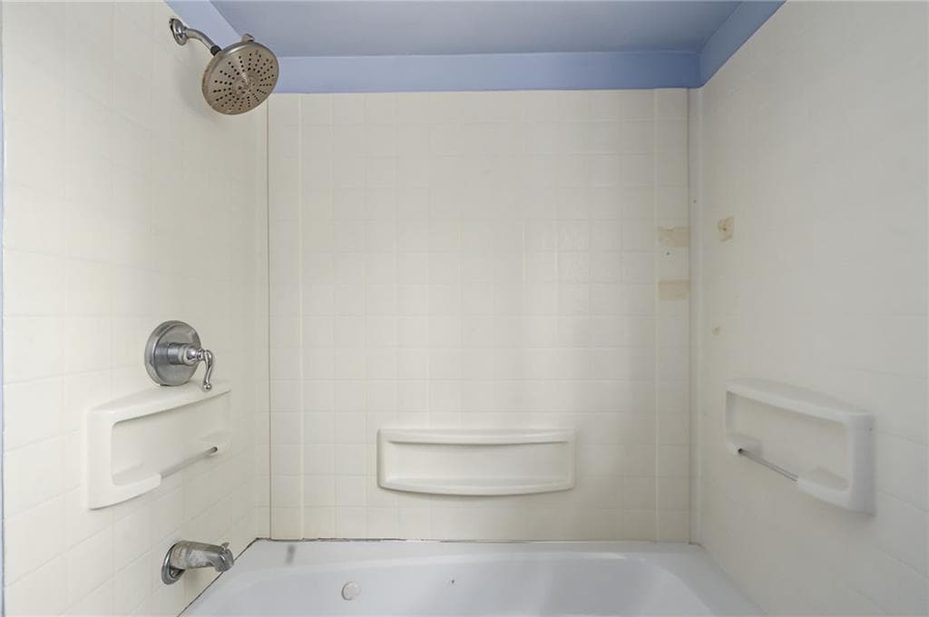 15 Atlantic Avenue photo 11