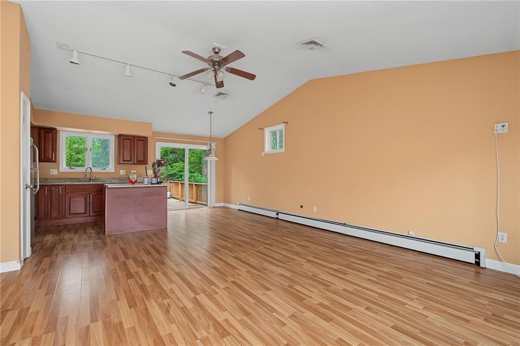 15 Atlantic Avenue photo 8