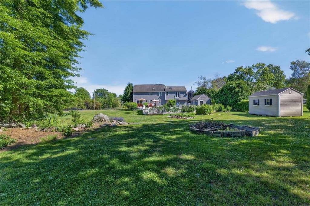 185 Rosewood Road photo 38