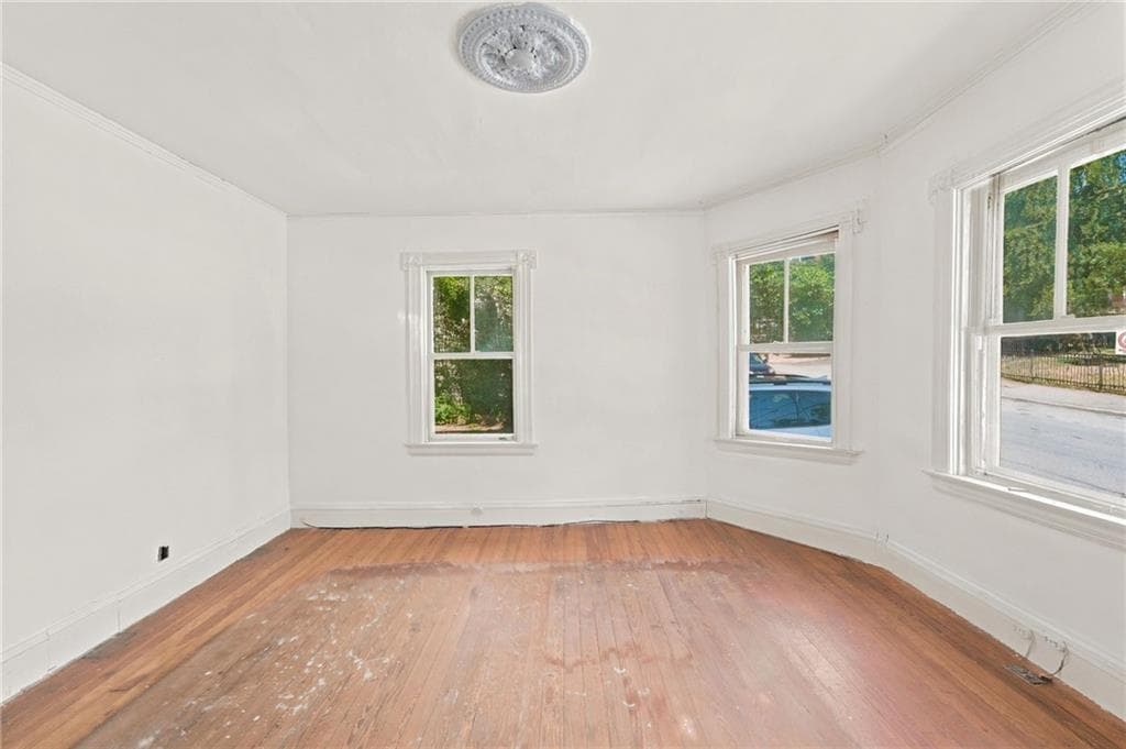 355 357 Williams Street photo 3