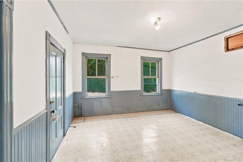 355 357 Williams Street photo 9