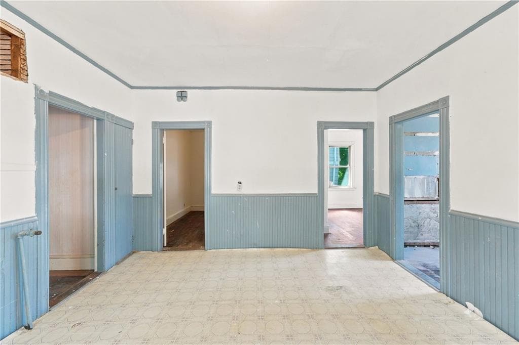355 357 Williams Street photo 8