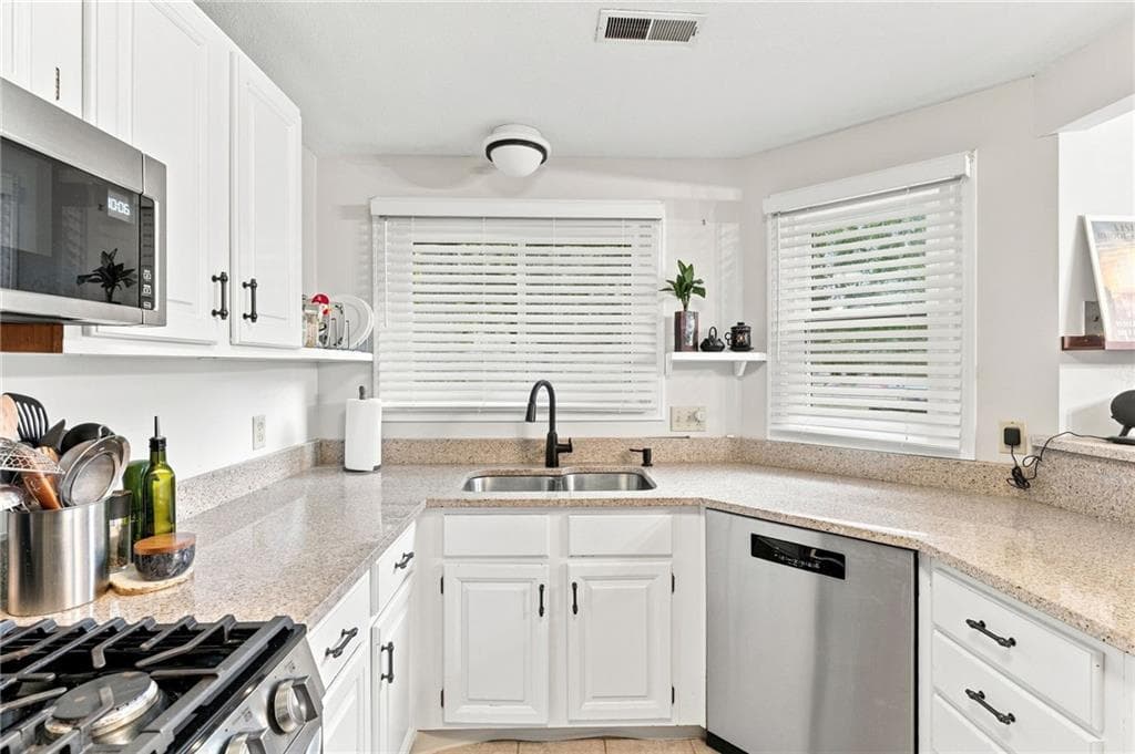 38 Stone Trail UNIT B photo 12