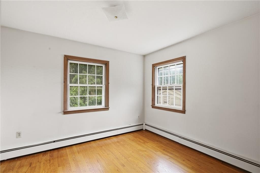 32 Bishop Drive photo 24