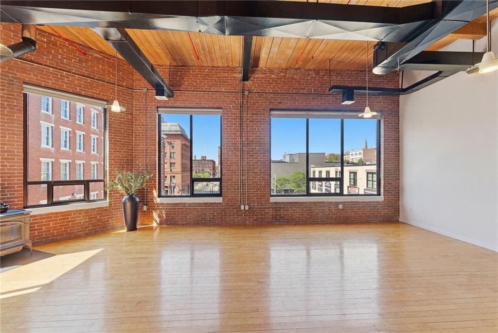 82 Orange Street UNIT 3B photo 3