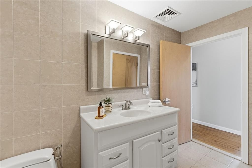 82 Orange Street UNIT 3B photo 32
