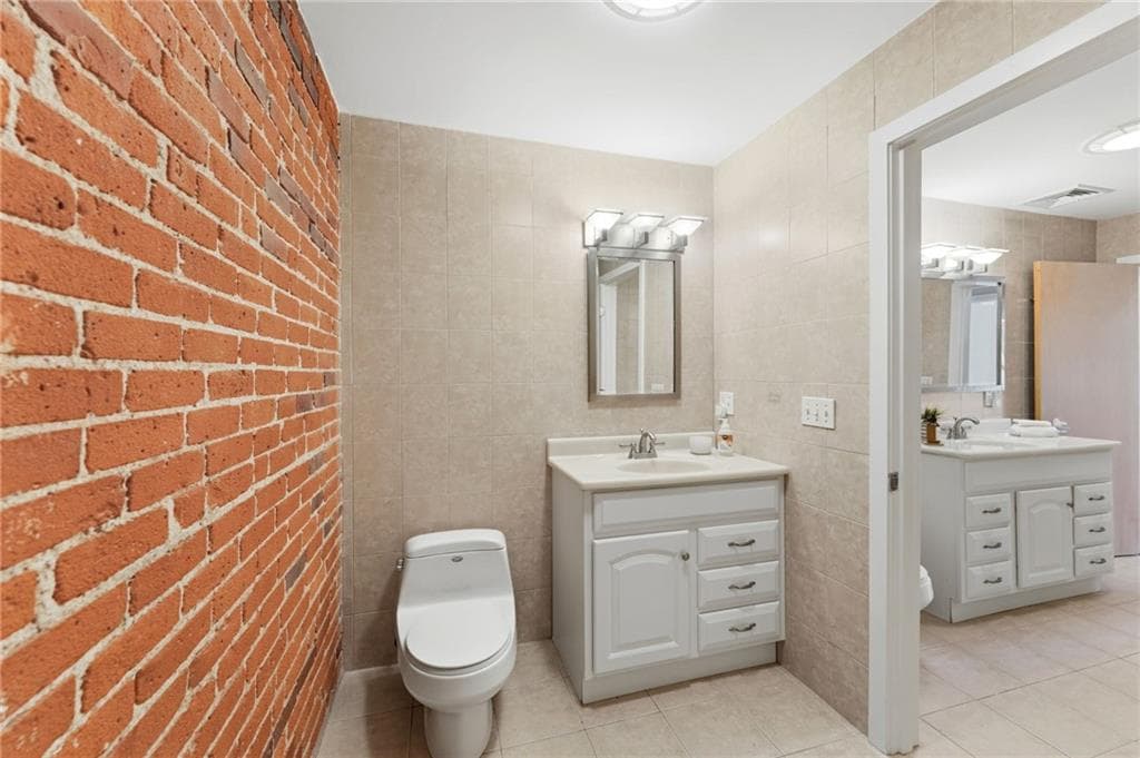 82 Orange Street UNIT 3B photo 33