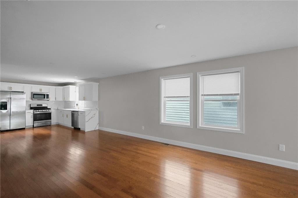 11 Baldwin Court photo 2
