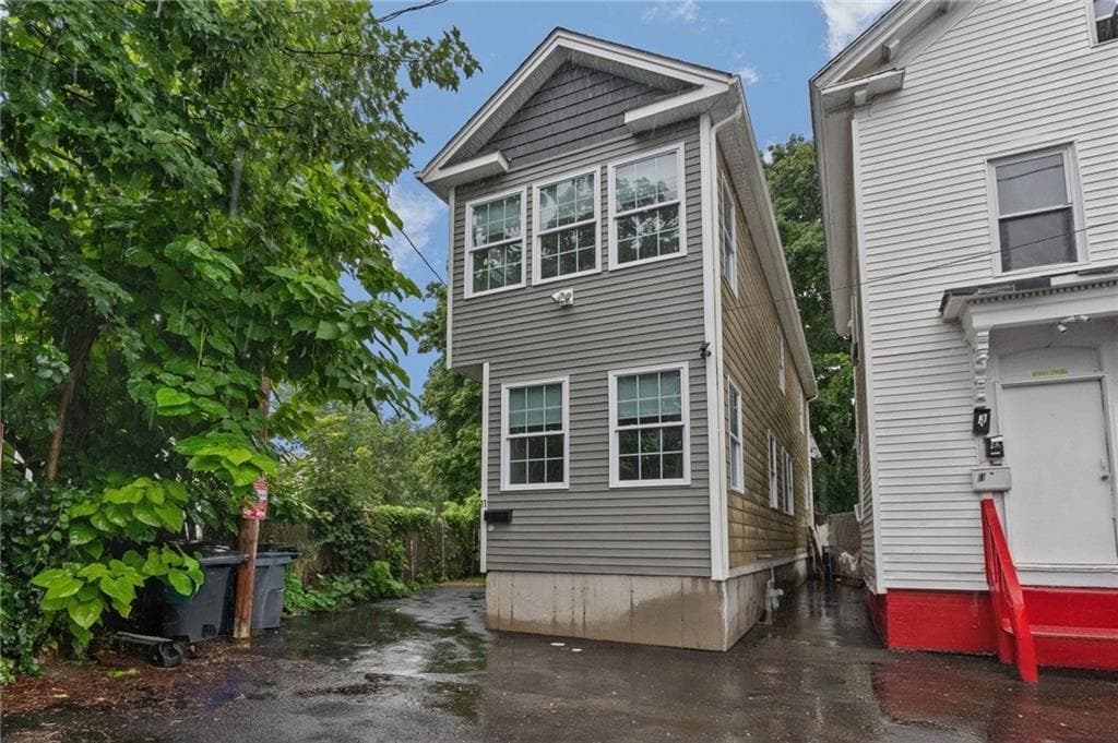 11 Baldwin Court