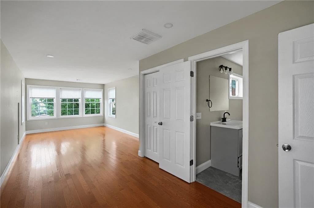 11 Baldwin Court photo 15