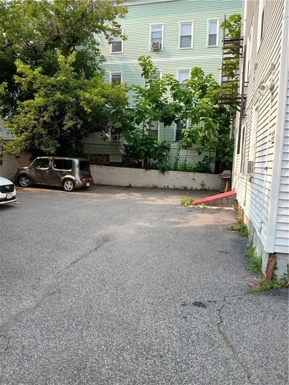 736 Social Street photo 2