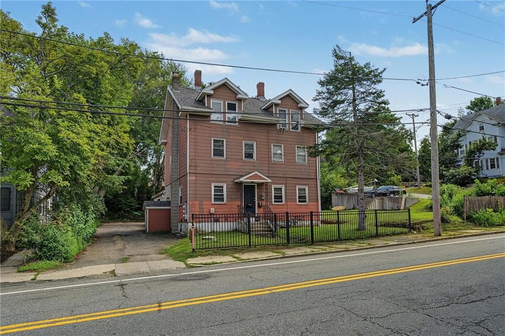 Multi Family at 84 Saint Paul Street, North Smithfield, photo 46 of 49
