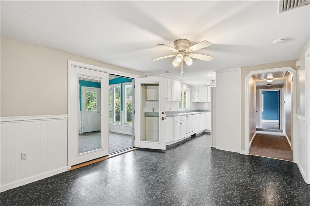 54 Winthrop Street photo 12