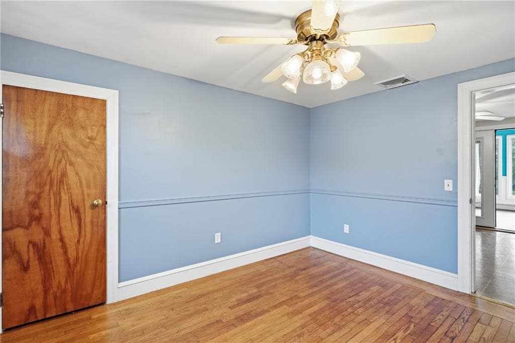54 Winthrop Street photo 22