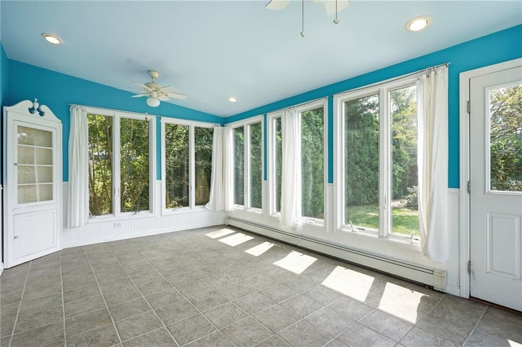 54 Winthrop Street photo 33