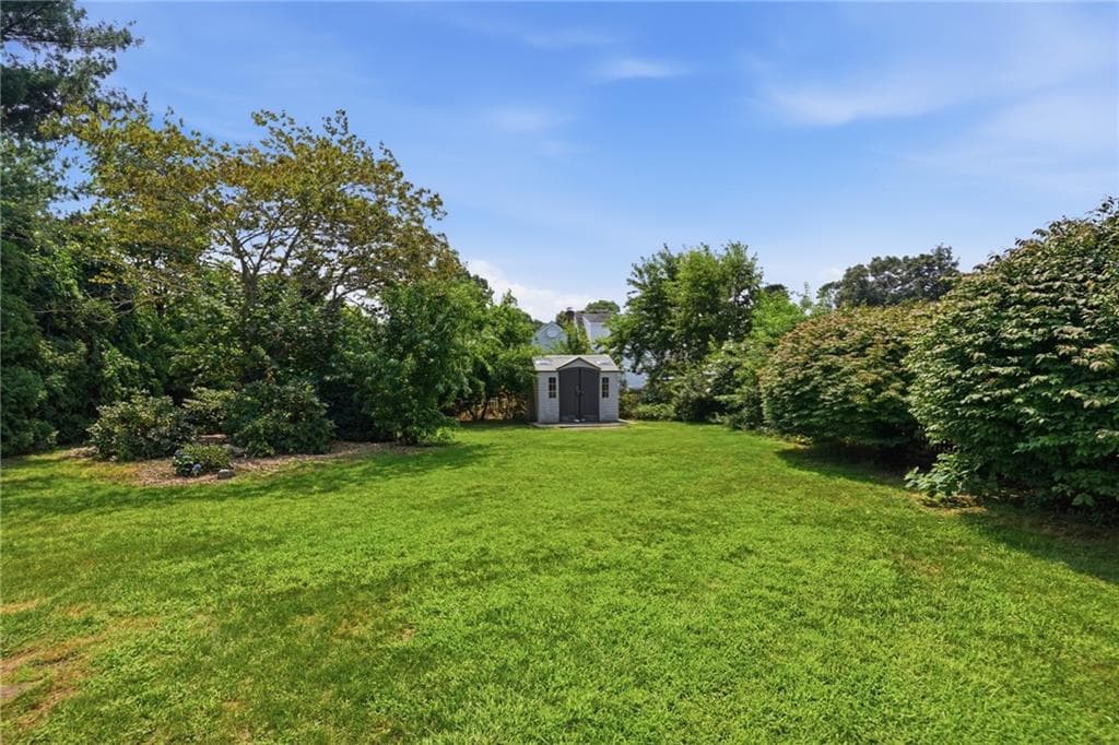 54 Winthrop Street photo 41
