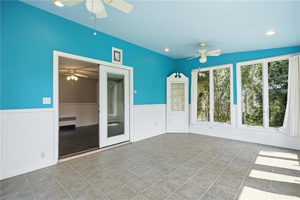 54 Winthrop Street photo 35