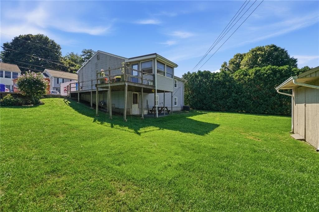 65 Thelma Avenue photo 36