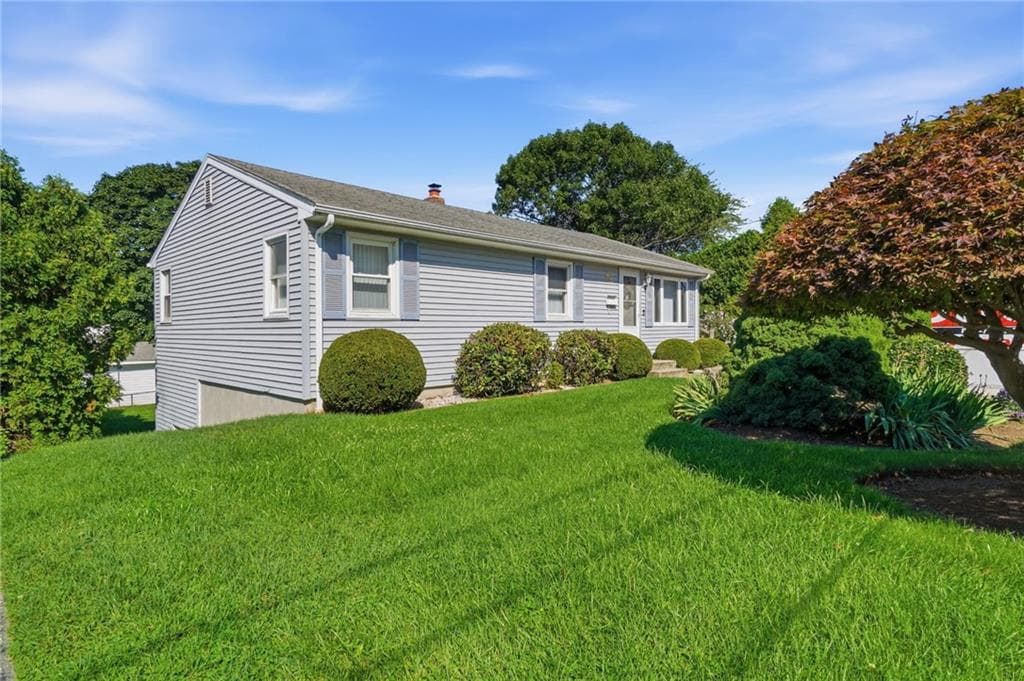 65 Thelma Avenue photo 34