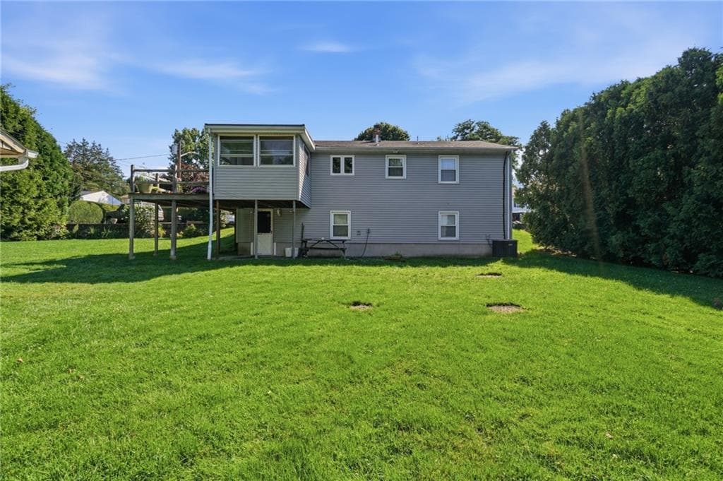 65 Thelma Avenue photo 35