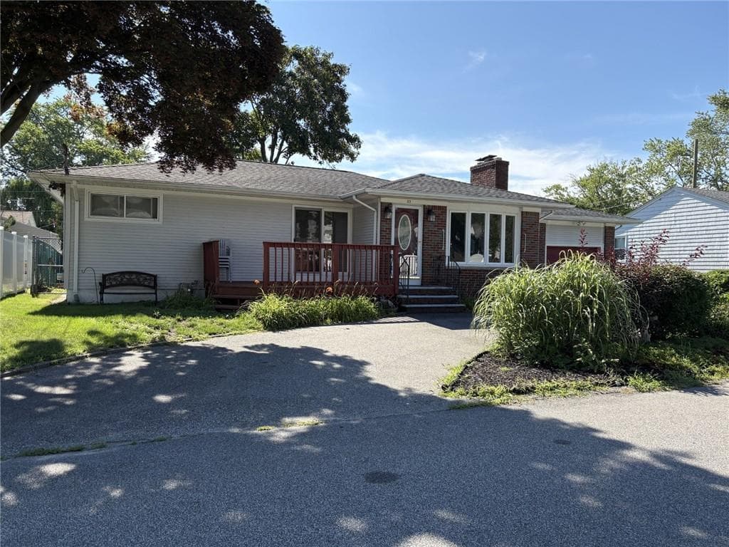 33 Gillen Avenue