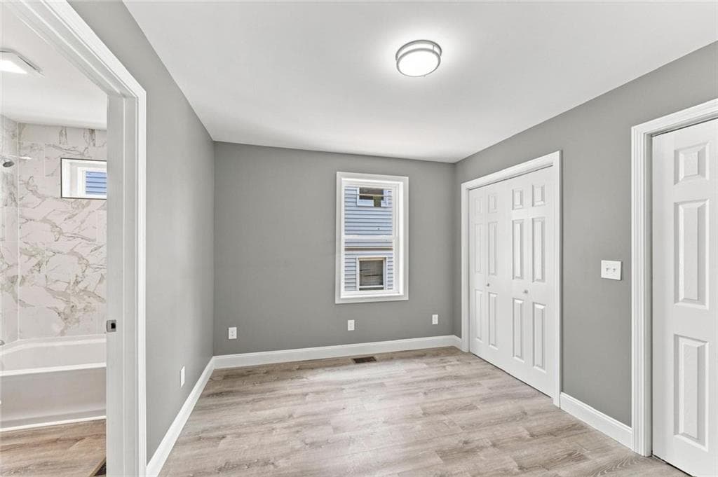 139 benedict Street photo 12