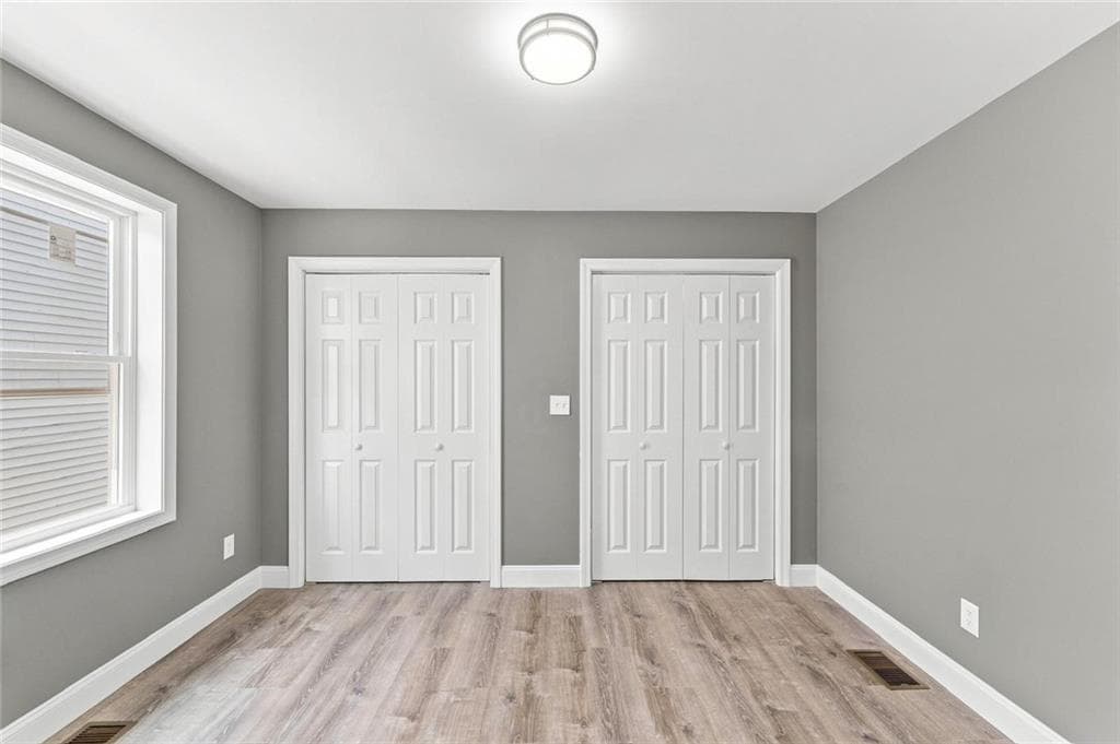139 benedict Street photo 5