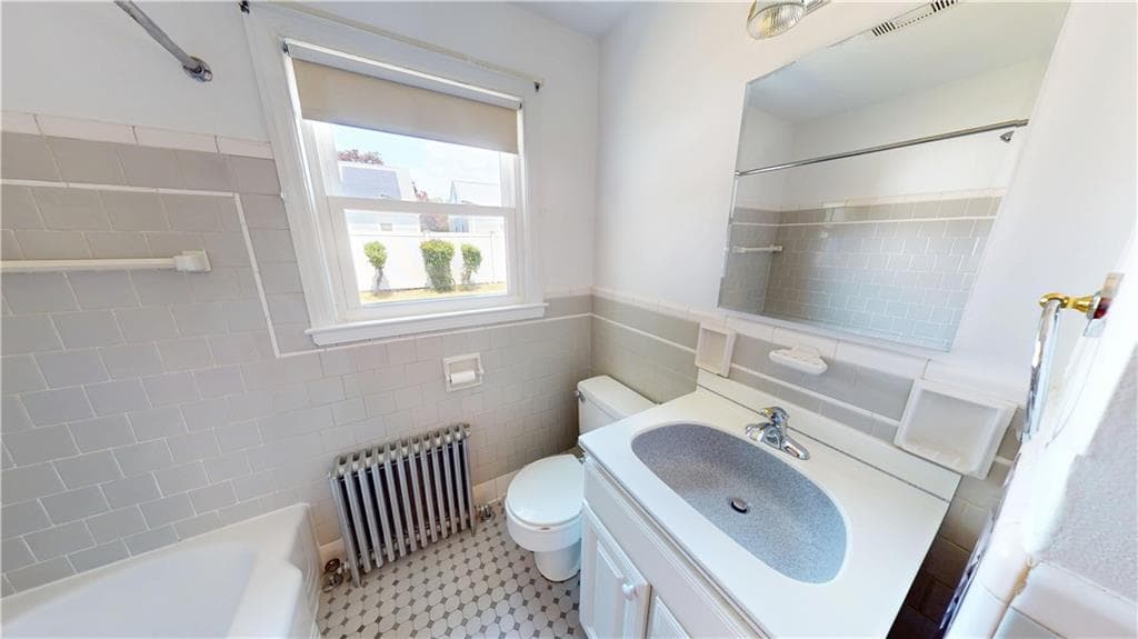 181 Fiat Avenue photo 17