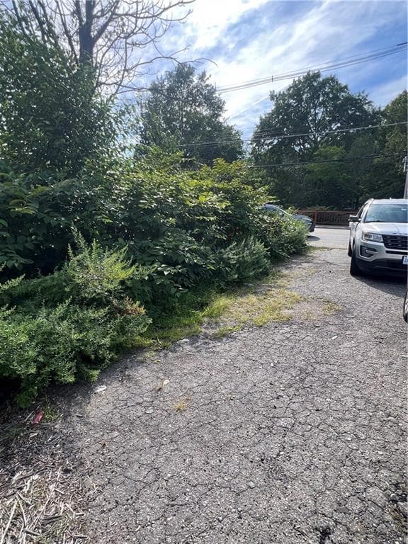 203 Valley Street photo 4