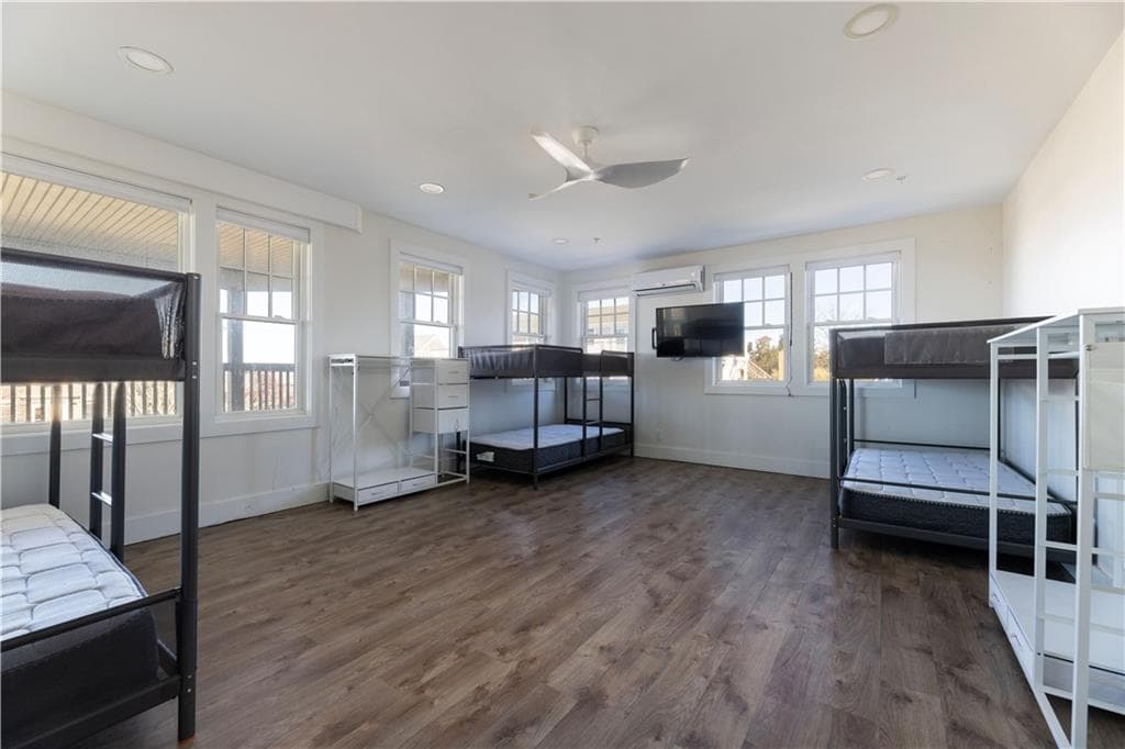 85 Ocean Avenue photo 20