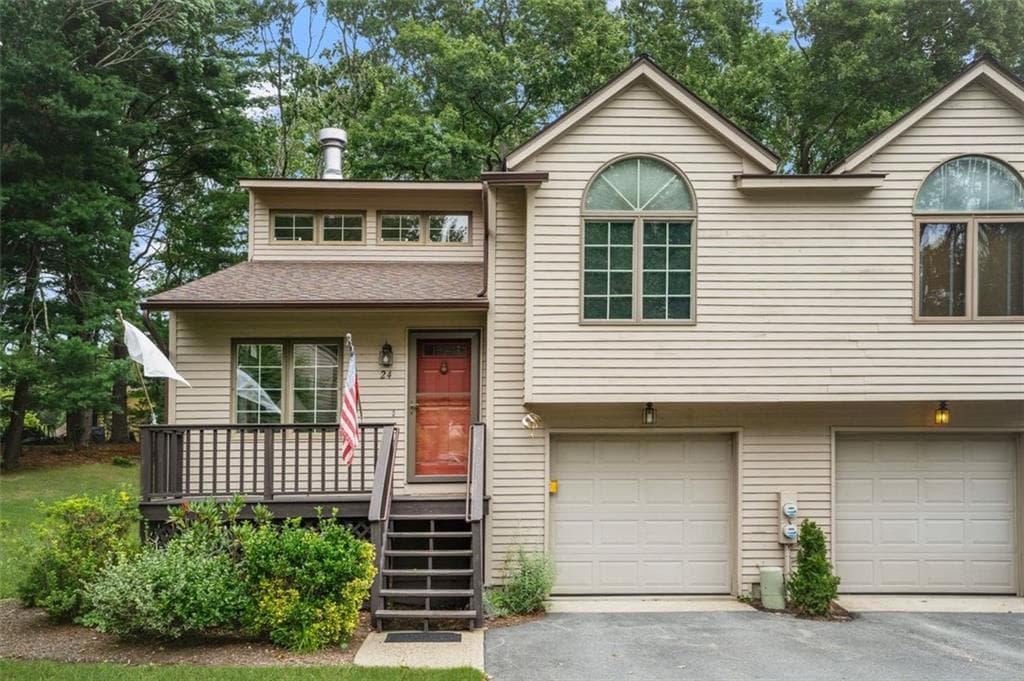 24 White Birch Court photo 2