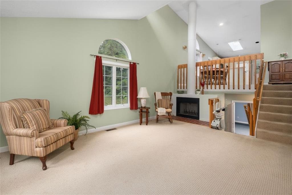 24 White Birch Court photo 5