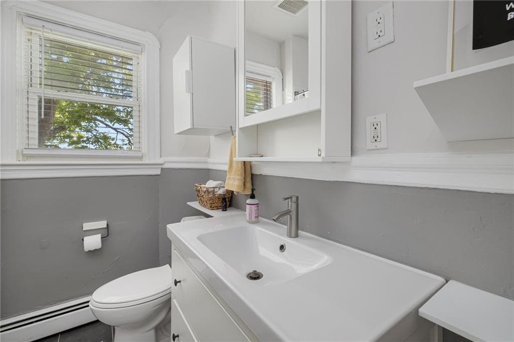 843 Hope Street UNIT 3 photo 20