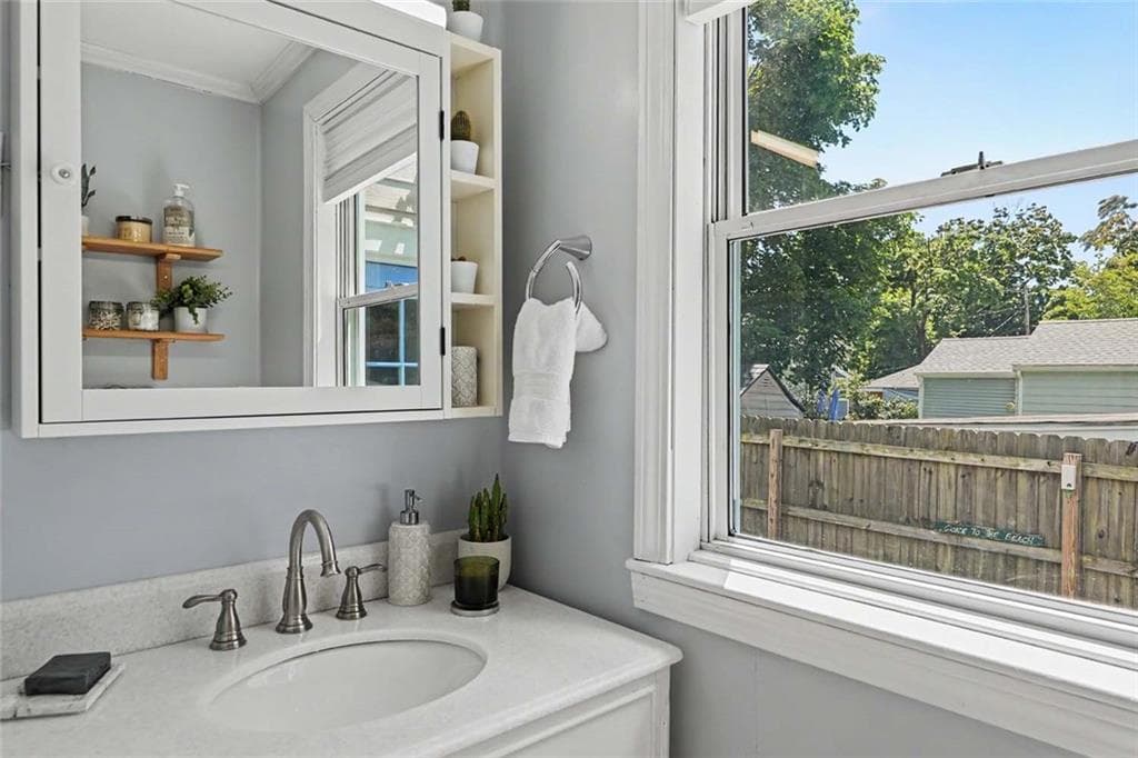 Single Family Residence at 214 Narragansett Avenue, Barrington, photo 20 of 49