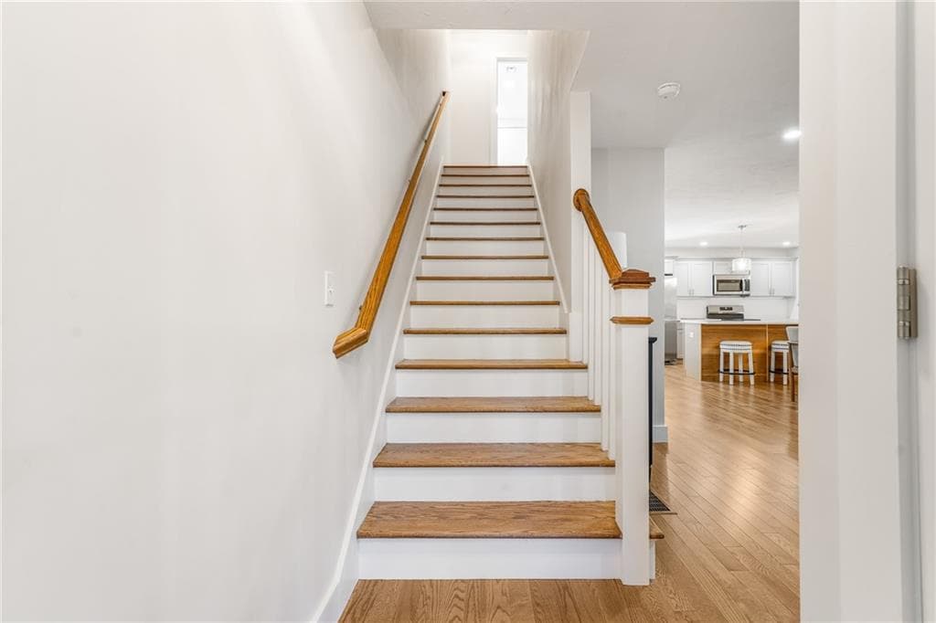 6 Trinity Way photo 5
