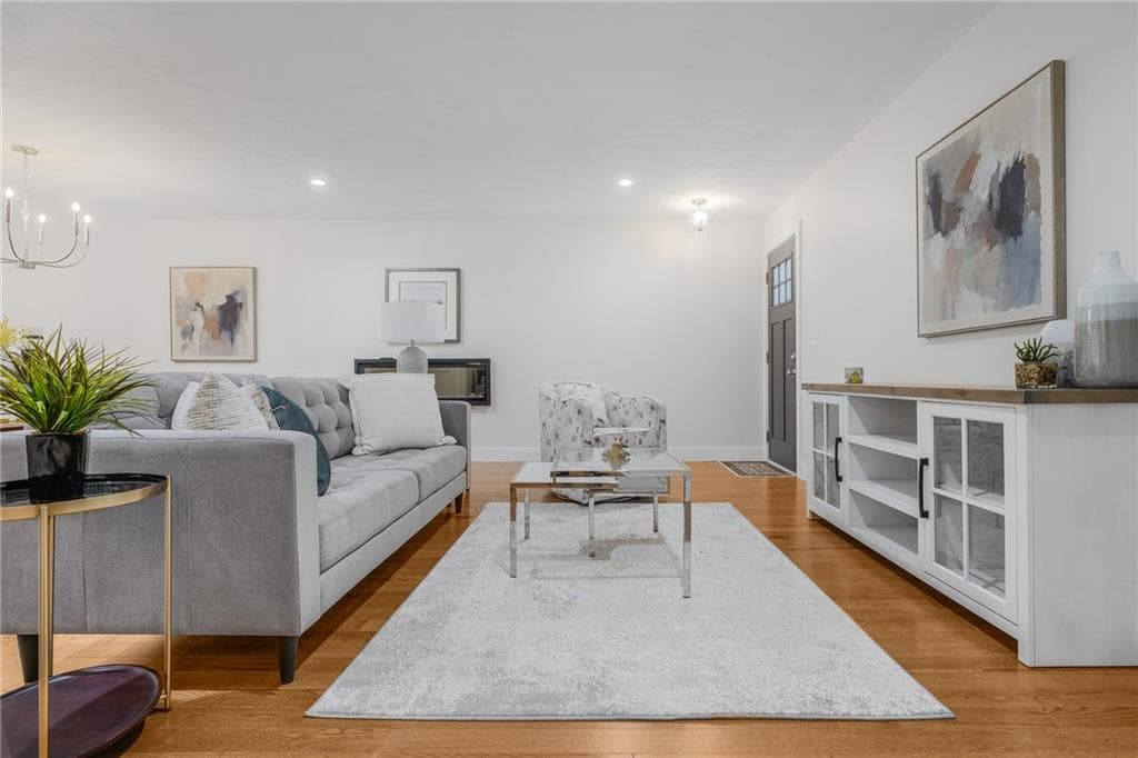 6 Trinity Way photo 10