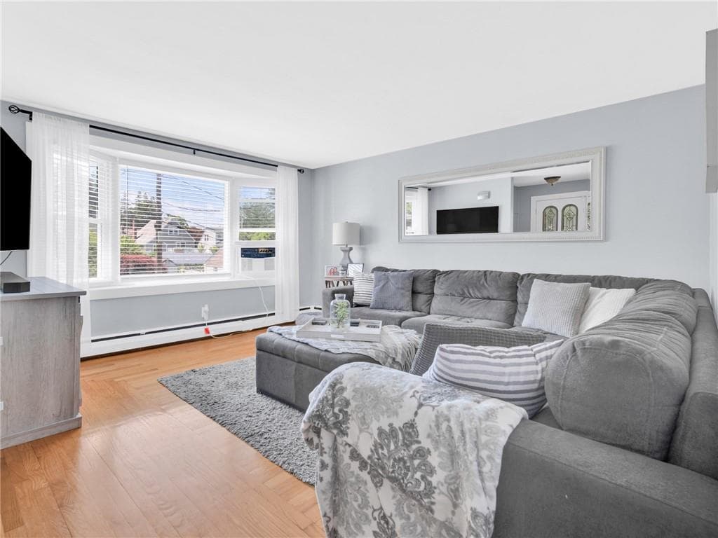59 N Williams Street photo 6