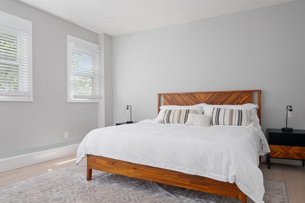 Multi Family at 626 Thames Street, Newport, photo 13 of 22