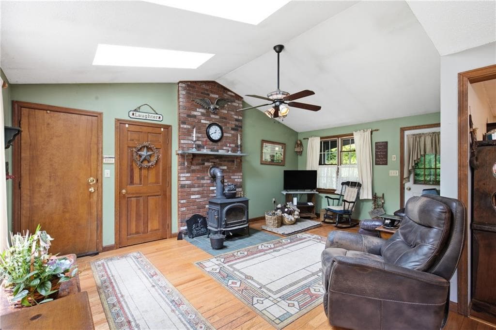 6752 Flat River Road photo 9