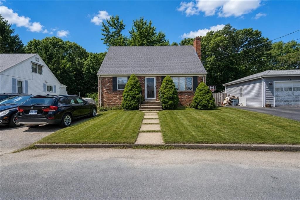 24 Alden Street